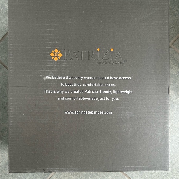 New! Boxed Women’s Spring Step Mid Calf Zippered Accent Boot Black Size 8.5M - Picture 7 of 7